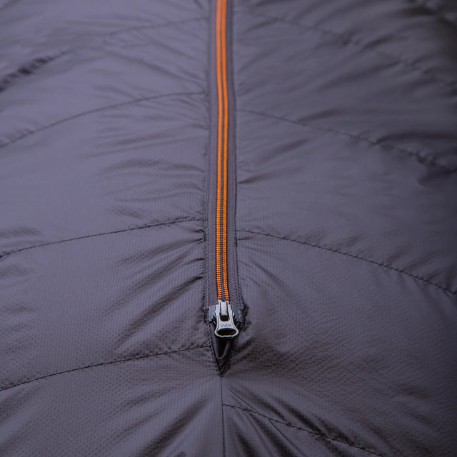 Mountain Equipment Glacier 300 Sleeping Bag Obsidian close up zip image