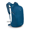 Osprey Daylite Backpack Outdoor Action - Front Angled